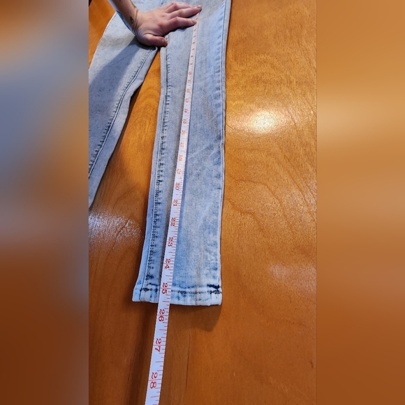 Indigo Rein Light Wash Super Skinny Jean - Picture 5 of 9